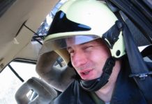 Personenbergung und Löschen eines Autobrandes