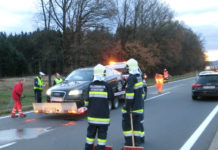 Auräumarbeiten nach Verkehrsunfall
