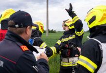 Premiere: Branddienstabzeichen bestanden